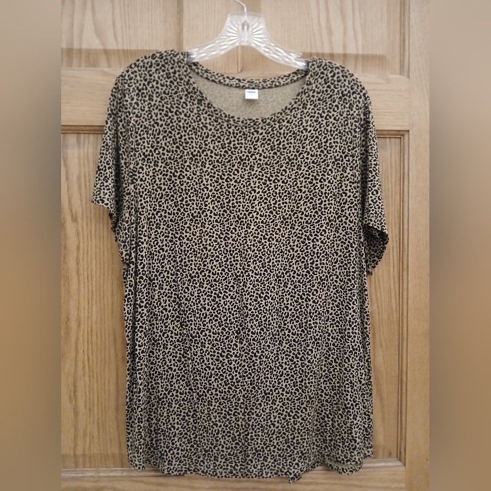 Old Navy Xl Animal Print Blouse